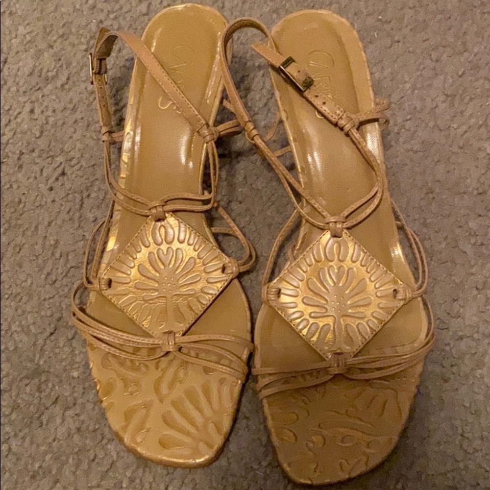 Women’s sandals